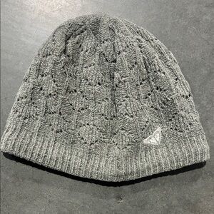 Roxy fully fleece lined Beanie.